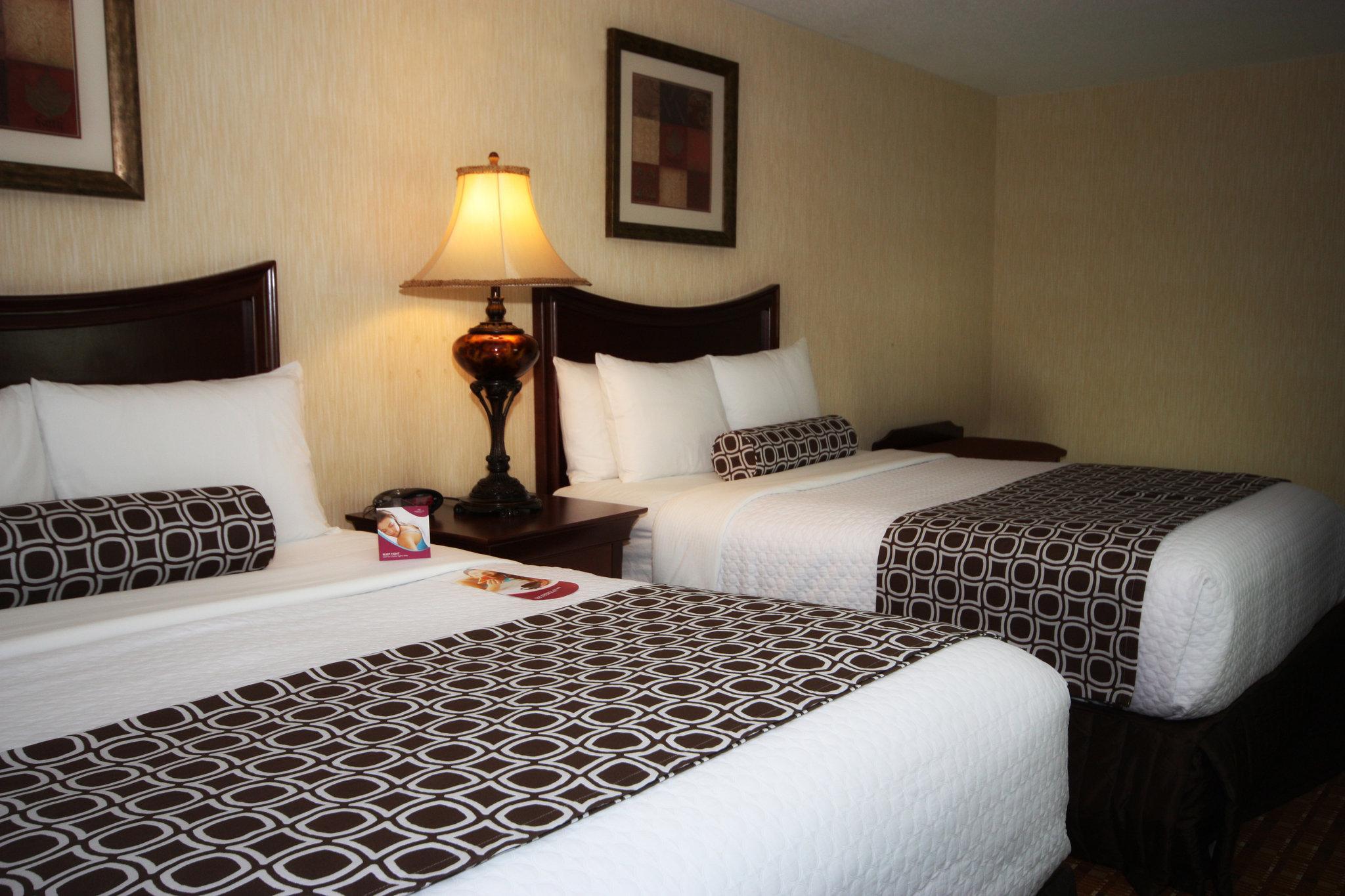 Crowne Plaza Chicago-northbrook By Ihg 4*