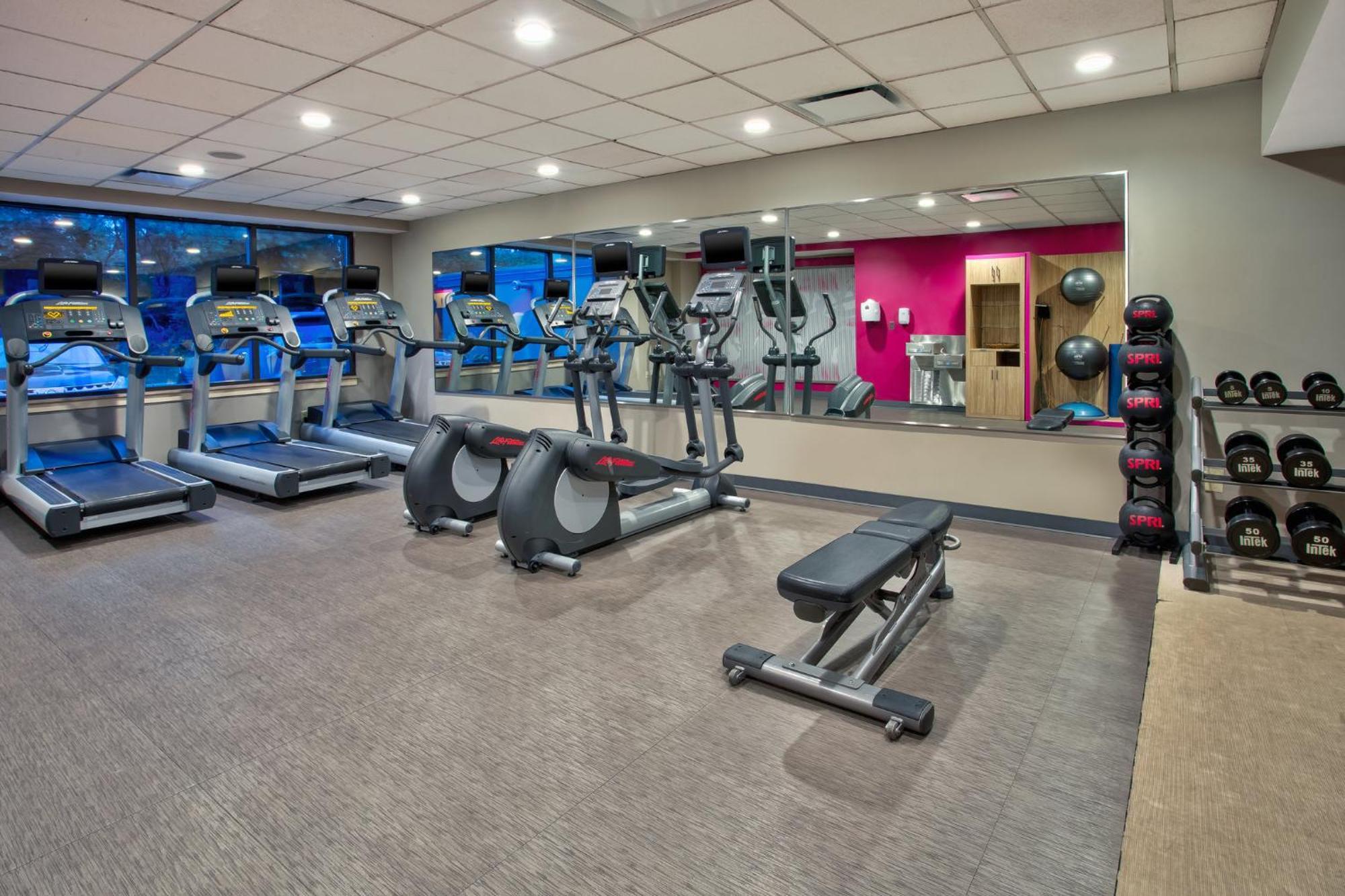 Crowne Plaza Chicago-northbrook By Ihg Hotel Northbrook