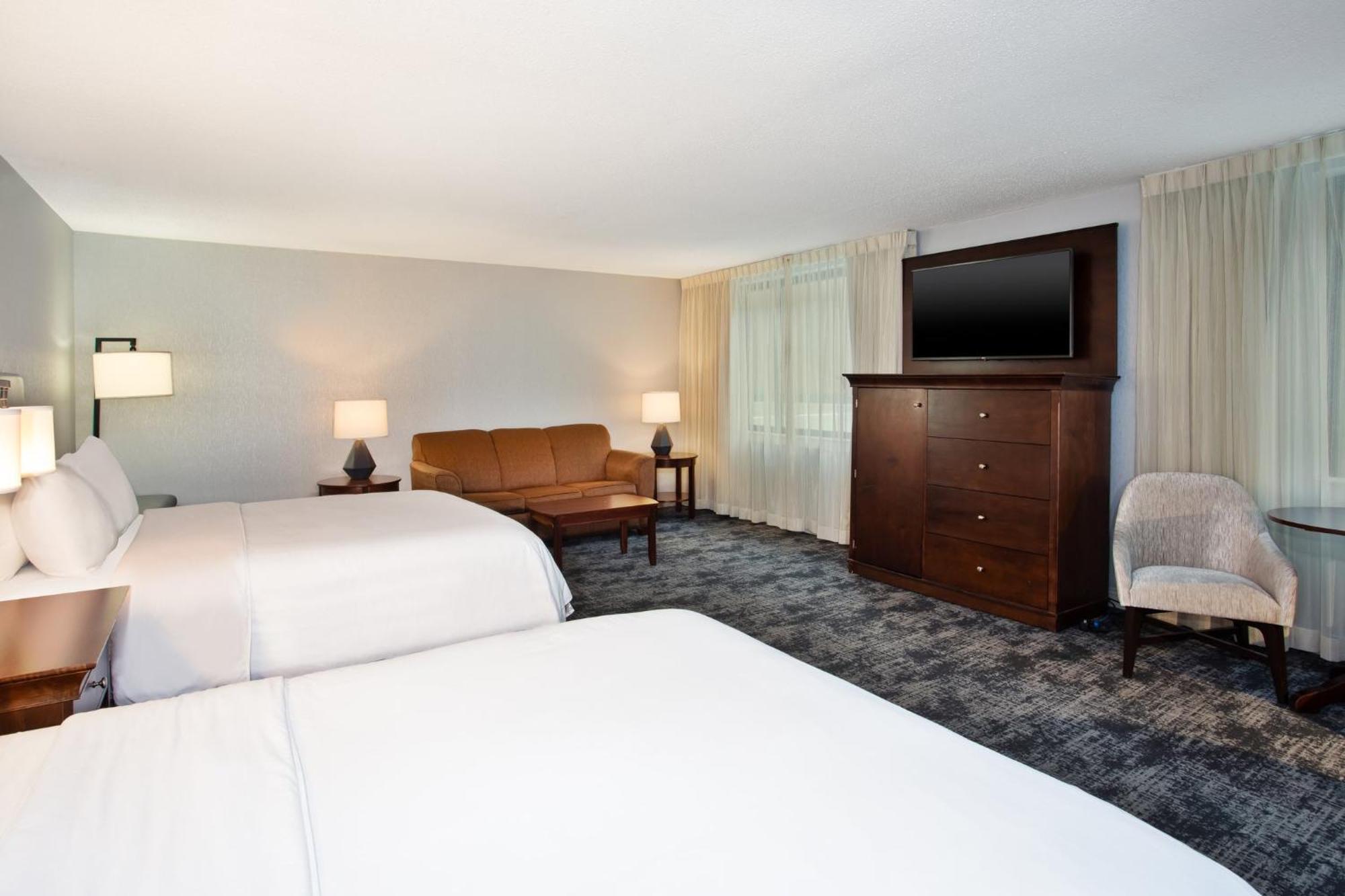 Crowne Plaza Chicago-northbrook By Ihg Hotel Northbrook