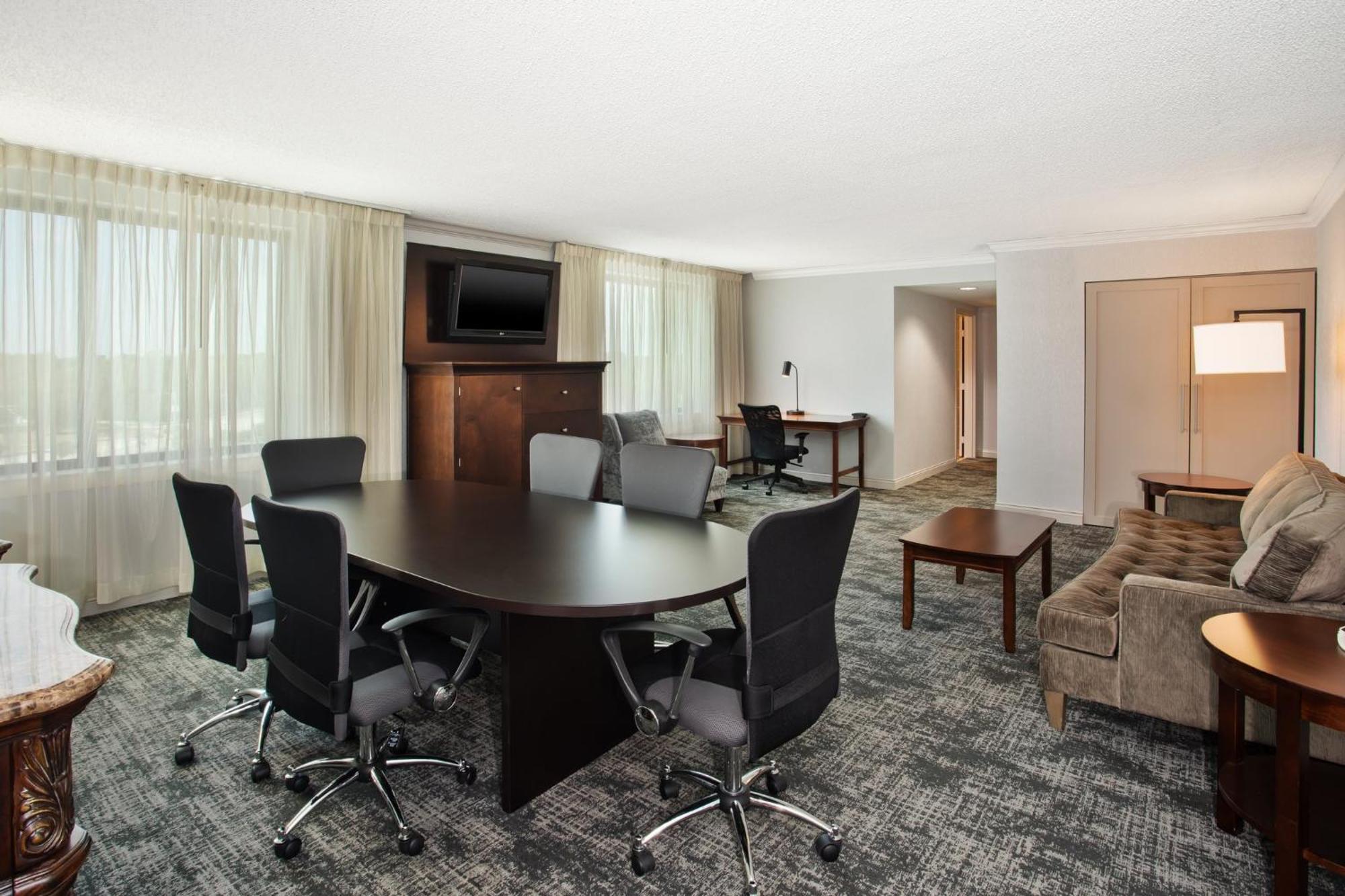 Crowne Plaza Chicago-northbrook By Ihg 4* Northbrook