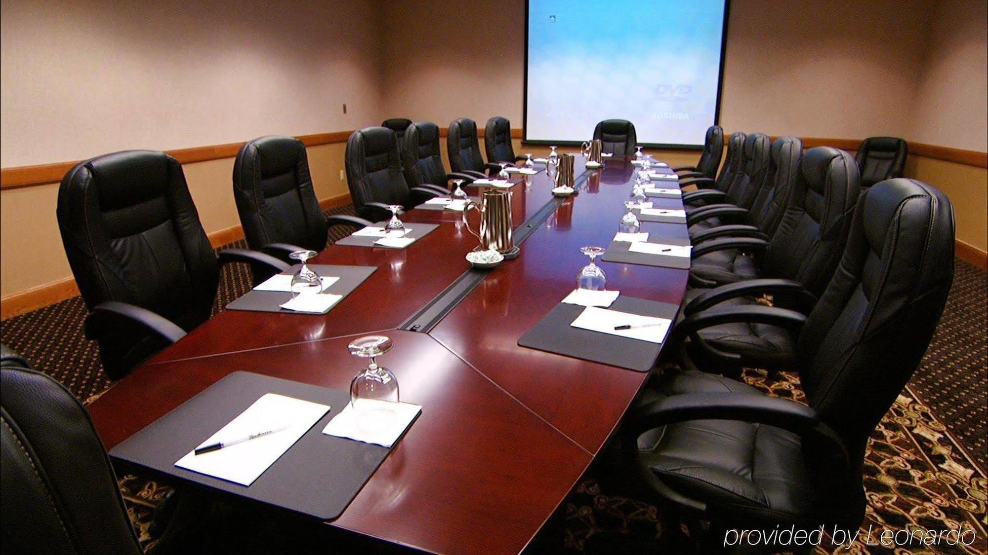 Crowne Plaza Chicago-northbrook By Ihg 4*